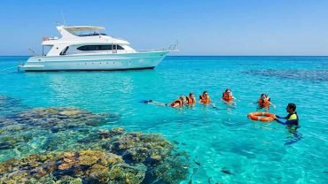 Private- Family Boat Trip (fishing &Snorkeling & Islands & Lunch) - Flyberry Tours