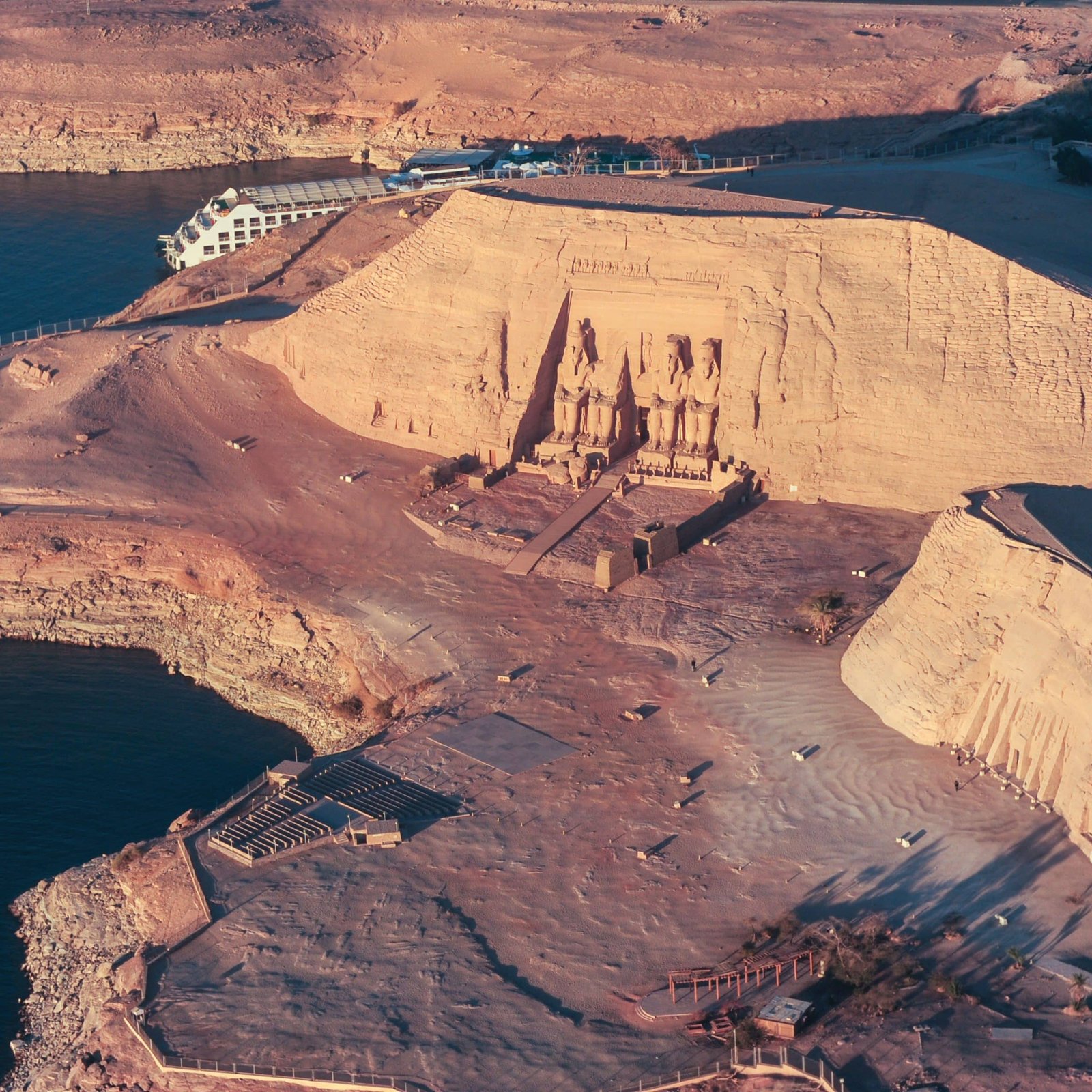 ancient Egyptian afterlife and burial customs