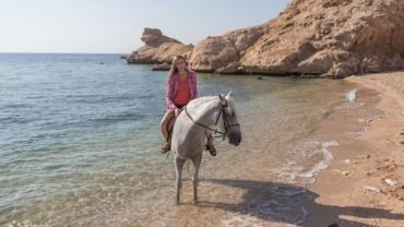 Horse riding - Flyberry Tours