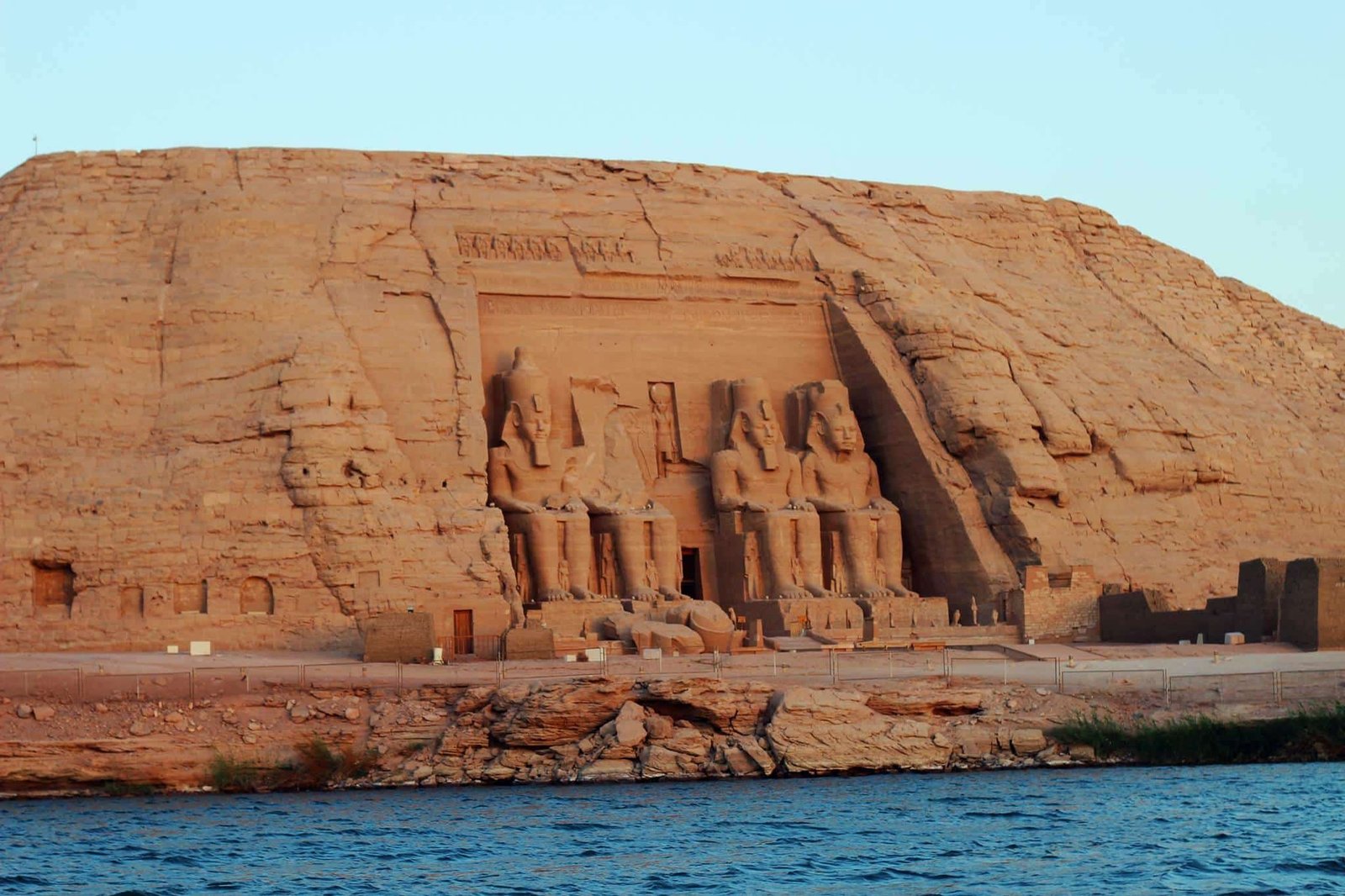 Luxor West Bank vs East Bank