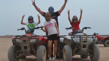 Super Safari-Program 5 hours (Quad Bike, spider Buggy, camel rid, Jeep, oriental show, BBQ dinner) - Flyberry Tours