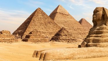 Day Tour to Cairo By Mini Van {Museum -Giza Pyramids&SPhinx and Lunch} - Flyberry Tours