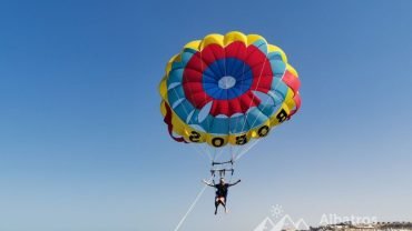 Hurghada Parasailing Adventure - Flyberry Tours