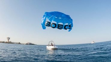 Hurghada Parasailing Adventure - Flyberry Tours