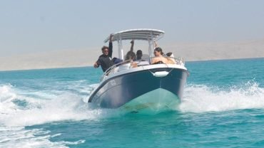 Private Speed Boat to (Dolphin Bay-orange Bay -Paradise Island) - Flyberry Tours